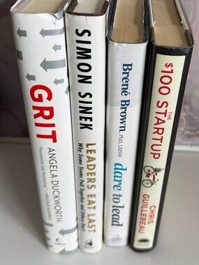 📚 Leadership & Growth Bundle | Mindset, Business & Confidence Reads